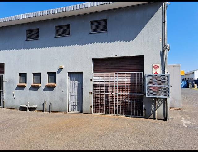 BUSINESS PROPERTY TO RENT IN RICHARDS BAY EXT 7